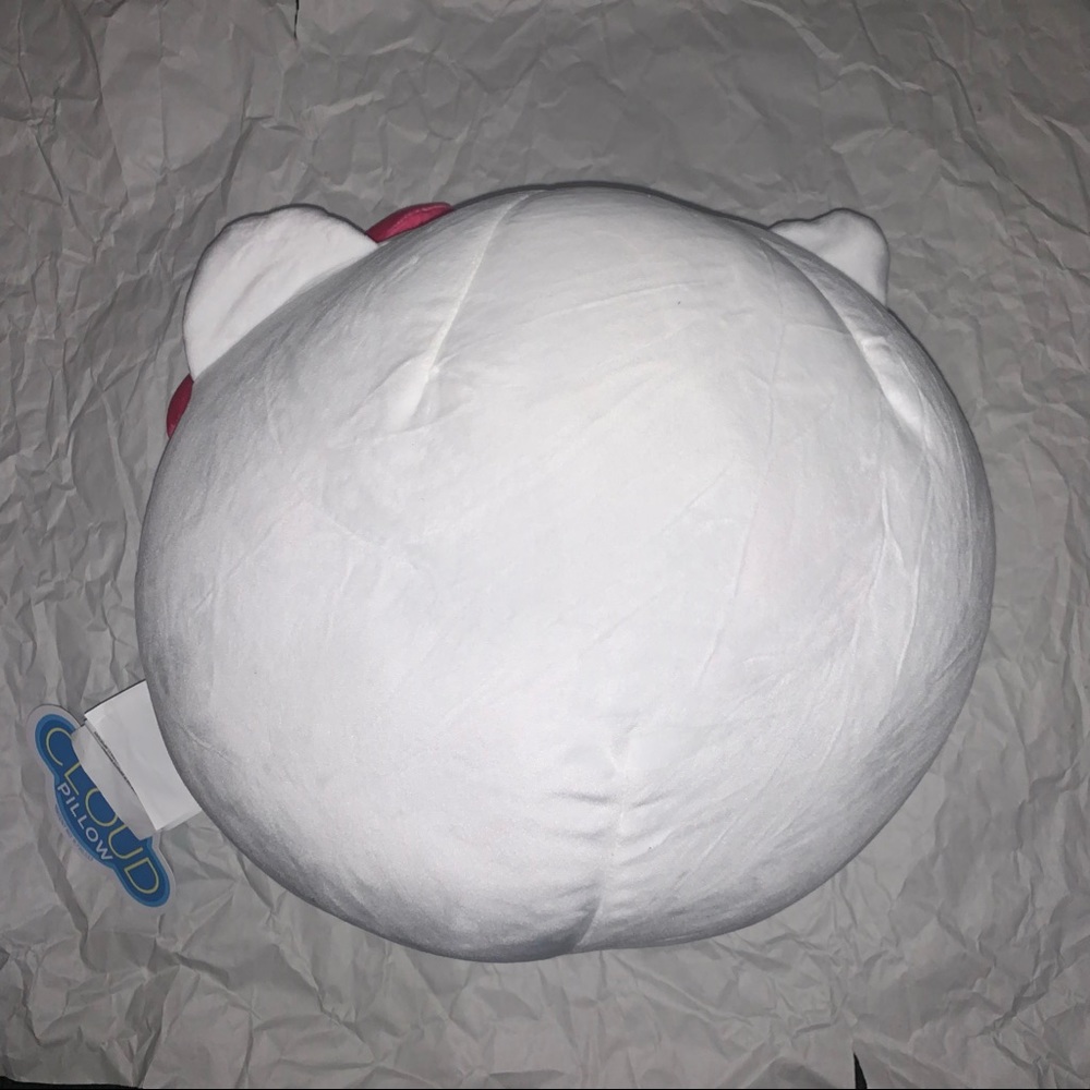 Hello Kitty pillow - Picture 4 of 11